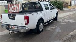 نیسان نەڤارا